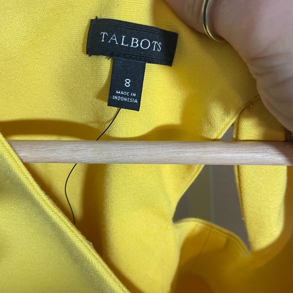 Talbots Yellow Sleeveless Sheath Dress Knee Length V Neck Cutout Detail NWT Size - Picture 4 of 11